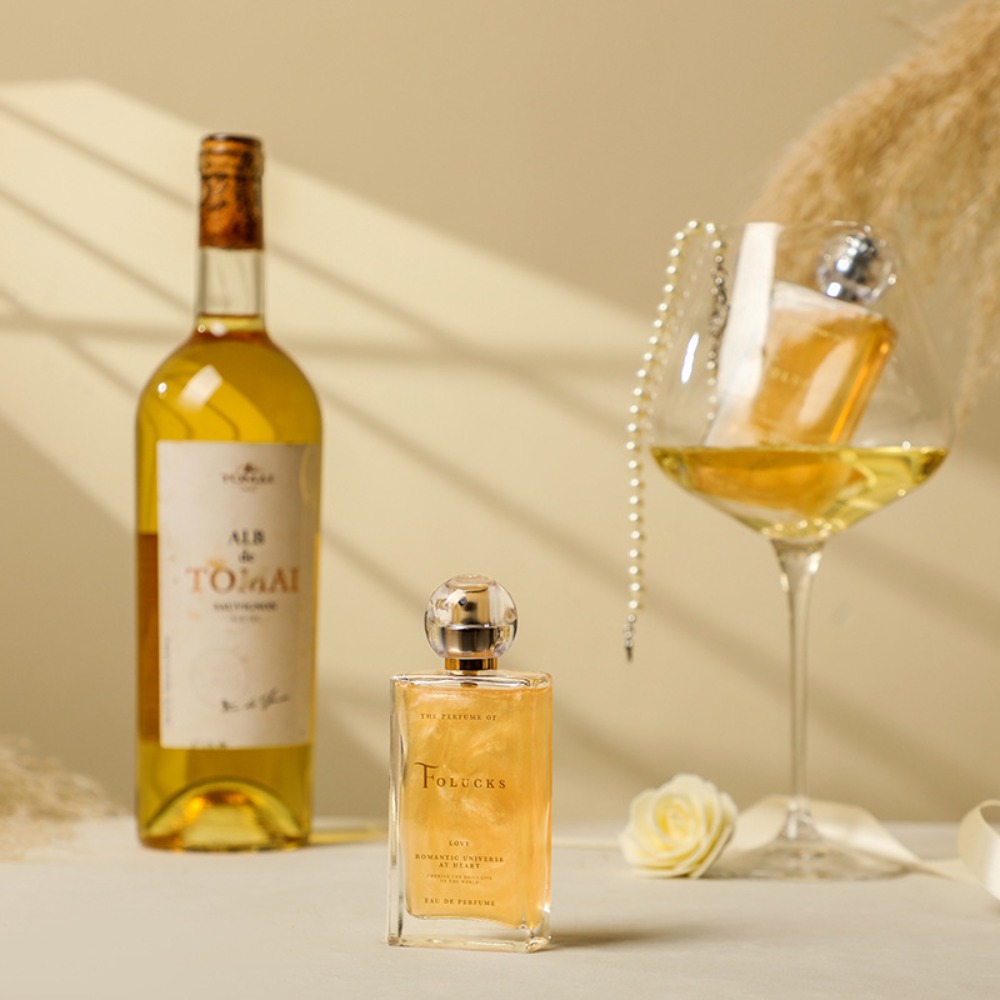 Uma fragrância floral-frutada  - The Collection Perfume Fragrance avaliação e preço